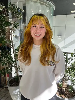 セミロング カラー 💖デザインカラー/ タダ ハナカ💖のヘアスタイル