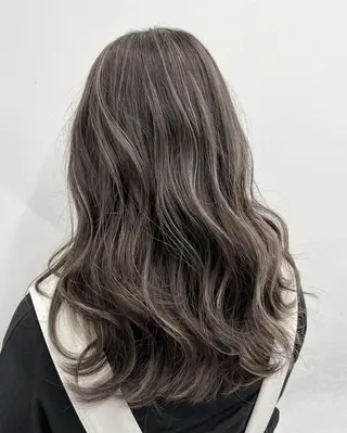 ロング 【公式】amble luxe池袋東口🩷のヘアスタイル