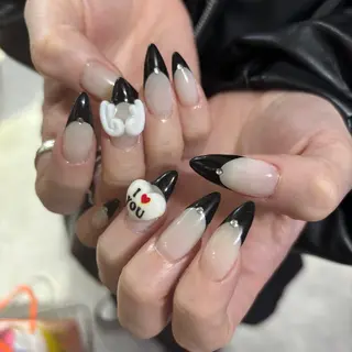 ネイル 栗田 ゆう子のネイルデザイン