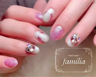 ネイル -nailroom- familiaのネイルデザイン