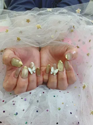 ネイル 🦋ネイルサロン ブラン🌈ゆりのネイルデザイン