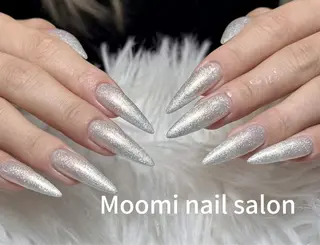 ロング Moomi nail salonのネイルデザイン