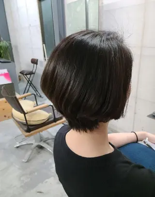 ショート カラー terra✂️川嶋 大輔のヘアスタイル