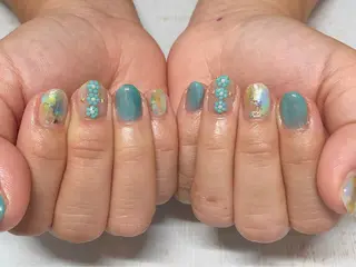 ネイル 𖡼 yumenoのネイルデザイン