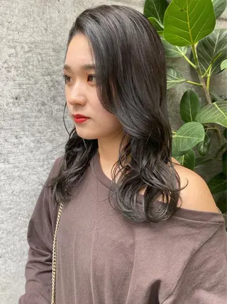 ロング カラー clomus所属・YUKA艶髪 🌸寛ぎ部屋のヘアスタイル