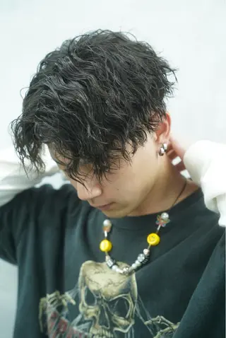 ミディアム パーマ メンズ The Gollum cut＆shave所属・垢抜け・メンズパーマ 津山祐紀のヘアスタイル