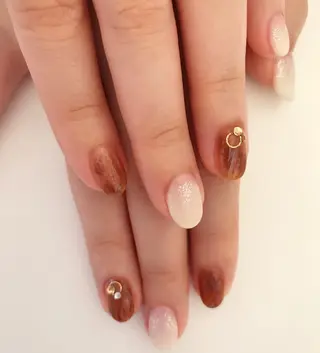 ネイル a yakaのネイルデザイン