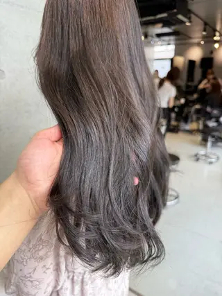 セミロング カラー 【銀座】艶髪/上品な カラー特化/涼/駅近のヘアスタイル