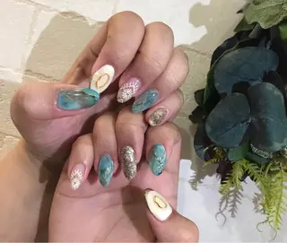 ネイル 12nail所属・大塚 彩沙のネイルデザイン