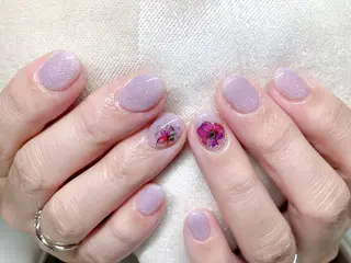 ネイル ECLAT エクラ所属・寺山 千鶴のネイルデザイン