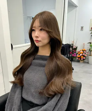 ロング 髪質改善韓国レイヤー SHIORI🦋のヘアスタイル