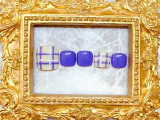 ネイル マジックミラー所属・マジック ミラーのネイルデザイン