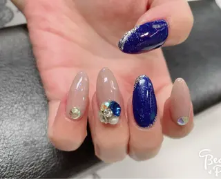 ネイル Tomita chikaのネイルデザイン