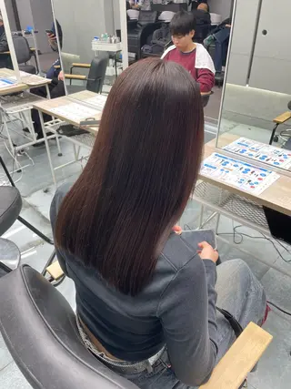 セミロング 【暖色カラー】山田 遥真のヘアスタイル