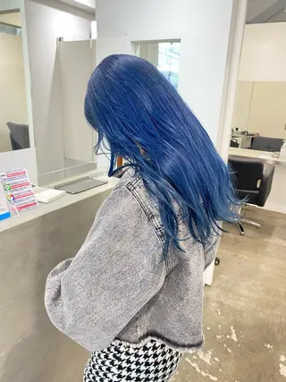 カラー TORA🐯 /XENA表参道のヘアスタイル