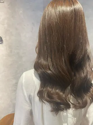 ロング Cielro【 シェイロ 】所属・Cielro/ダブル カラー/西田咲希のヘアスタイル