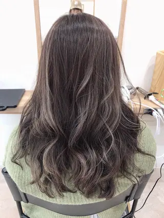 ロング MR.GOODMORNING所属・天野 優美のヘアスタイル