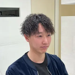 ショート パーマ メンズ GRAZIE due所属・メンズ特化美容師 / 篠谷祐輝のヘアスタイル
