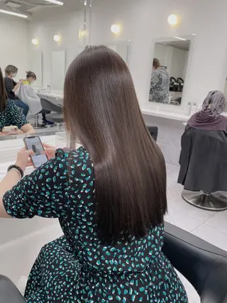 カラー 🏷ベージュの天才 赤み消しの方🙋🏻のヘアスタイル