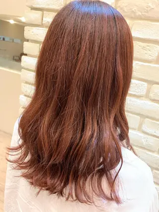 セミロング カラー ami🍑艶カラー/ 髪質改善/透明感のヘアスタイル