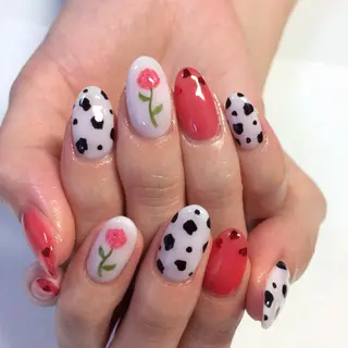 ネイル VIOLUS所属・VIOLUS 関目のネイルデザイン