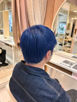 カラー メンズ 巻ける縮毛矯正 🌺 海外っぽワインレッドのヘアスタイル