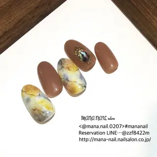 ネイル 廣瀬 真奈美のネイルデザイン