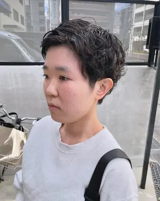 ショート パーマ すみとも るなのヘアスタイル