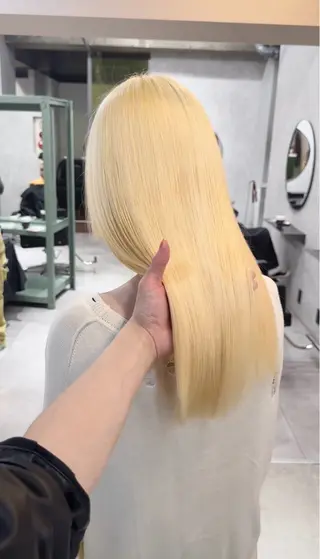 ロング 透明感カラー🩶韓国 ヘア🩶ワカナのヘアスタイル
