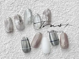 ネイル TRUST Nail 石井美夏のネイルデザイン