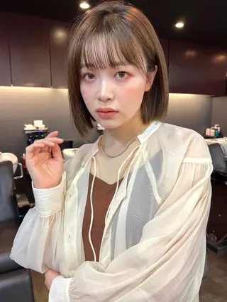 ミディアム ハイレイヤー/顔周り /レイヤーカットのヘアスタイル