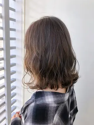 ミディアム カラー ヘアアレンジ メンズ 女性スタイリスト専門サロン Zina 天神所属・NANA／trend style🕊🍑のヘアスタイル
