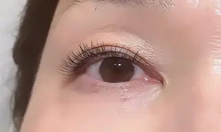 マツエク・マツパ Carat Eyelash&Eyebrow 市川店所属・時田 友美のマツエク・マツパデザイン