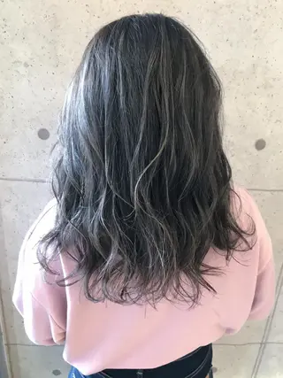 ミディアム カラー 💎馴染むエクステ ×カラーTOMO💎のヘアスタイル