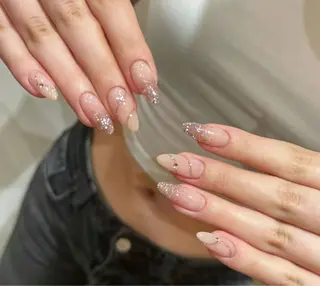 ネイル Lynn_ Nailのネイルデザイン