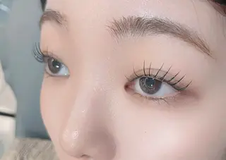 マツエク・マツパ bien 🐈‍⬛の眉毛・アイブロウイメージ