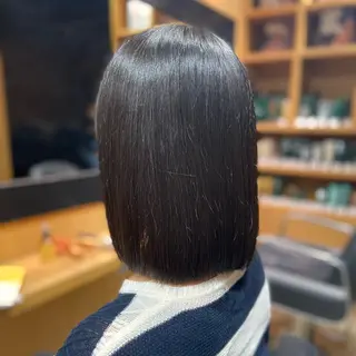 ミディアム IWASHITA TAKESHIのヘアスタイル