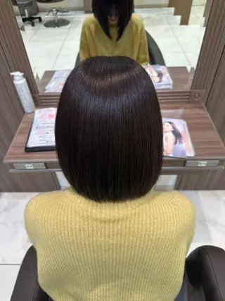 ミディアム カラー 冨樫 沙良のヘアスタイル