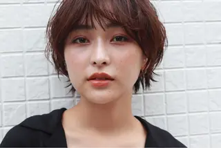 ショート カラー THE DAY所属・AKI HASHIMOTOのヘアスタイル