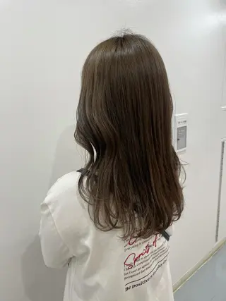 ロング akane .のヘアスタイル