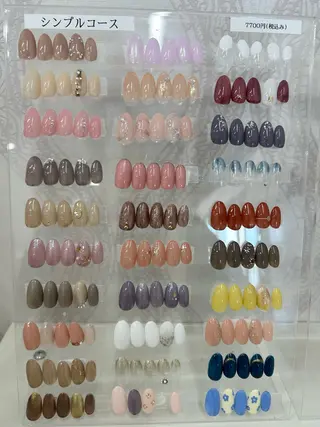 ネイル シャンティ所属・SHANTI 神宮店Sinjuのネイルデザイン