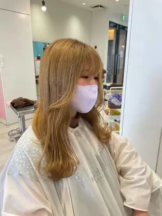 ミディアム ハッシュカット レイヤー池袋のヘアスタイル