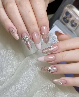 ネイル Yosora nailのネイルデザイン