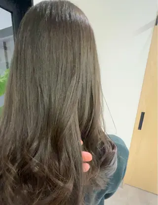 カラー 髪質改善ミルクティー SATSUKI🌼.のヘアスタイル