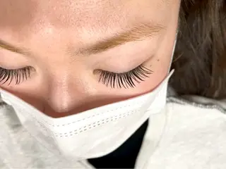 マツエク・マツパ énoi所属・enoi__ runaの眉毛・アイブロウイメージ