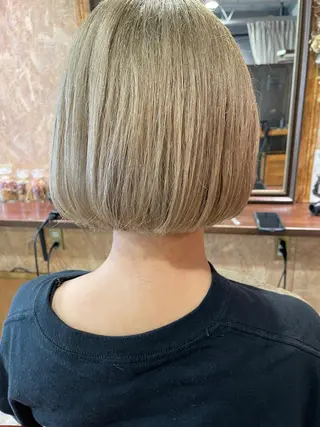ショート さの あやねのヘアスタイル