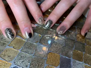 ネイル Y. Reonaのネイルデザイン