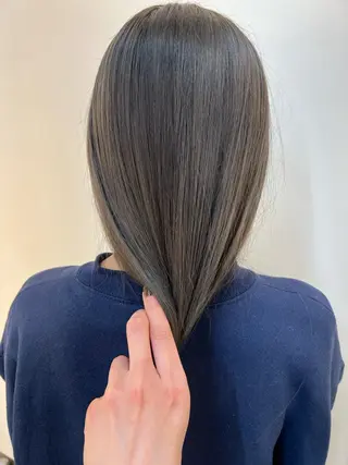 ロング カラー 丸田 美沙希のヘアスタイル