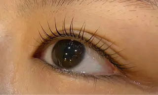 マツエク・マツパ Cure 二俣川所属・杉浦 愛純のマツエク・マツパデザイン