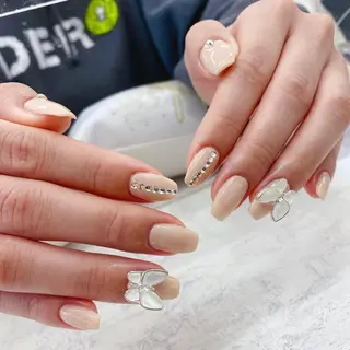 ネイル Romine アイラッシュ&ネイルのマツエク・マツパデザイン